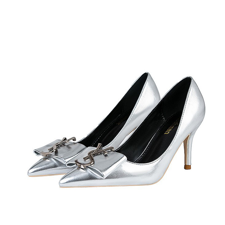 Tshiab tuaj txog Lub caij ntuj sov caij nplooj ntoos hlav Pointed-toe High heel Pump khau hluas nkauj Fairy Style Sexy silver High Heel Pumps