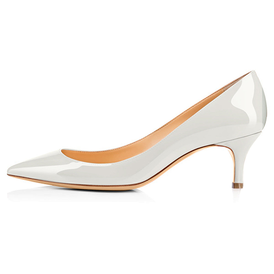 Décolleté à talon haut en cuir verni blanc personnalisé à pointe slip on 2,5 pouces (6,5 cm)