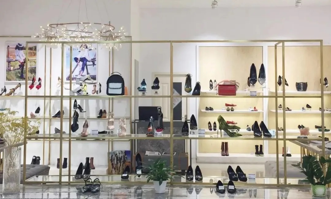 VIAGGIU CUN ME 3: À A CAPITALE DI A FABRICA DI SCARPE DI DONNA IN CINA: CHENGDU CITY